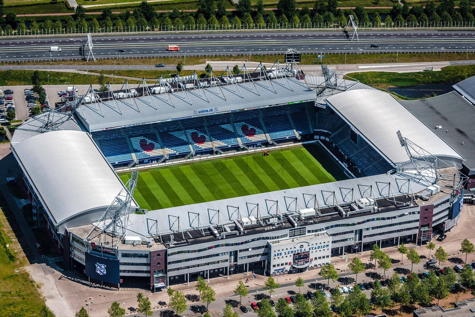 Voetbal En Gezelligheid Bij SC Heerenveen Voetbal En Gezelligheid Bij SC Heerenveen